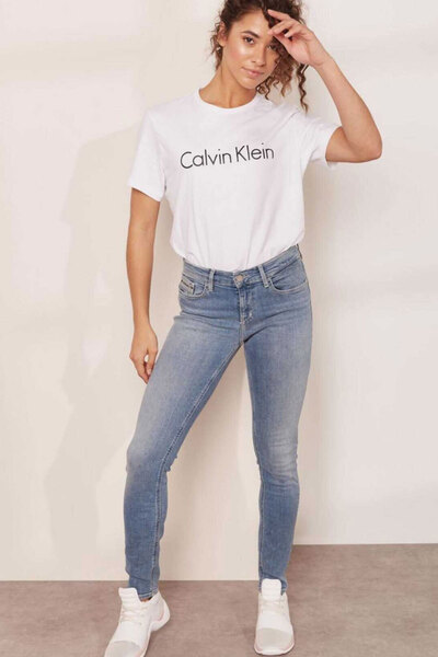 شلوار جین لوله ای زنانه آبی برند Calvin Klein