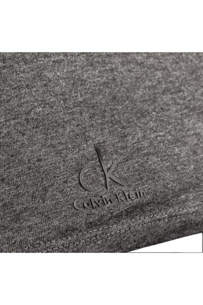 تیشرت یقه گرد مردانه خاکستری برند Calvin Klein