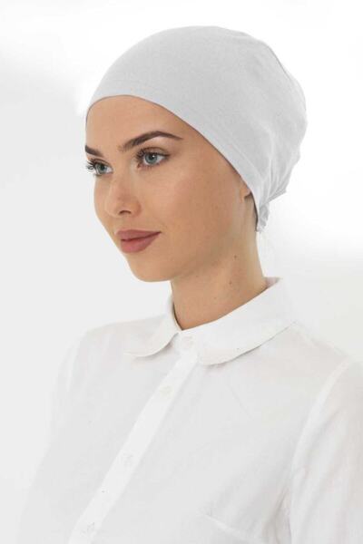 کلاه زنانه نخی ساده سفید برند Shalista